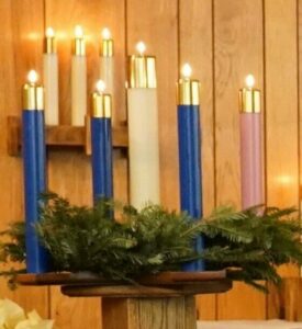 Advent wreath with candles lite